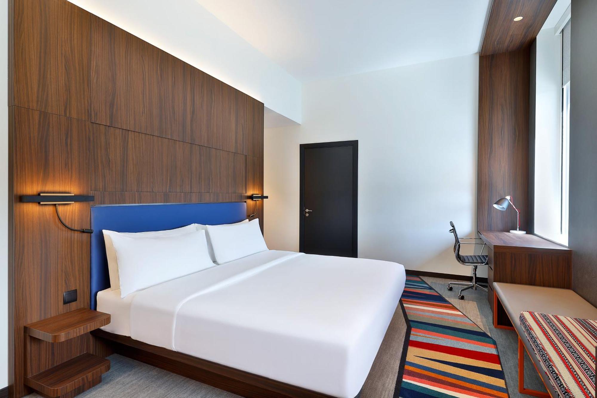 Aloft Dubai Airport Hotel Exterior photo