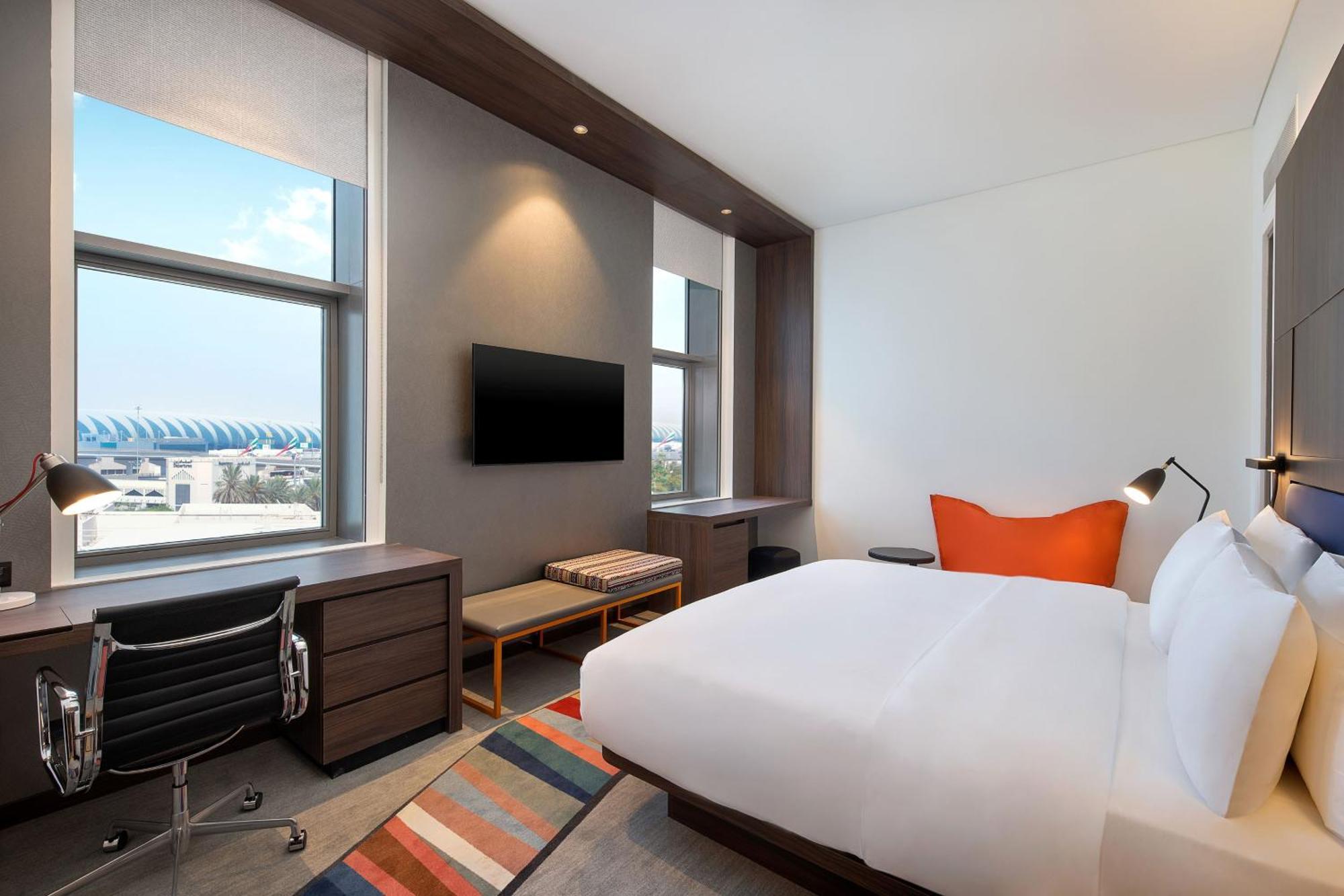 Aloft Dubai Airport Hotel Exterior photo